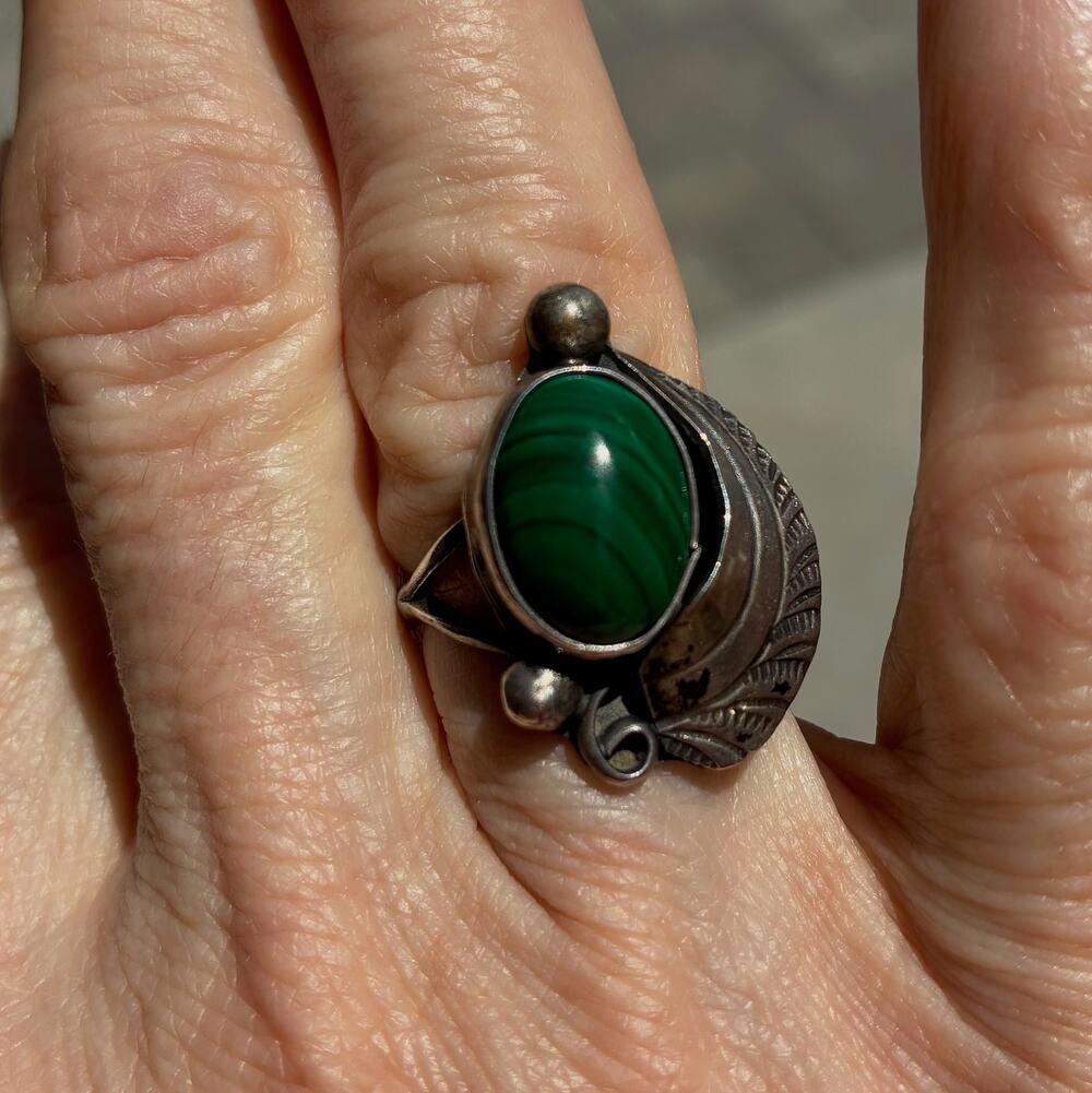 M Yazzie Navajo Sterling Silver Signed Malachite Ring Vintage Size 6.5